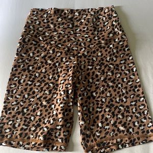 COPY- NWOT Aerie crossover bike shorts🐆(RARE!)